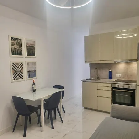 New 2 Bedrooms Gold Flat At Canteras With Balcony And Free Parking Lejlighed